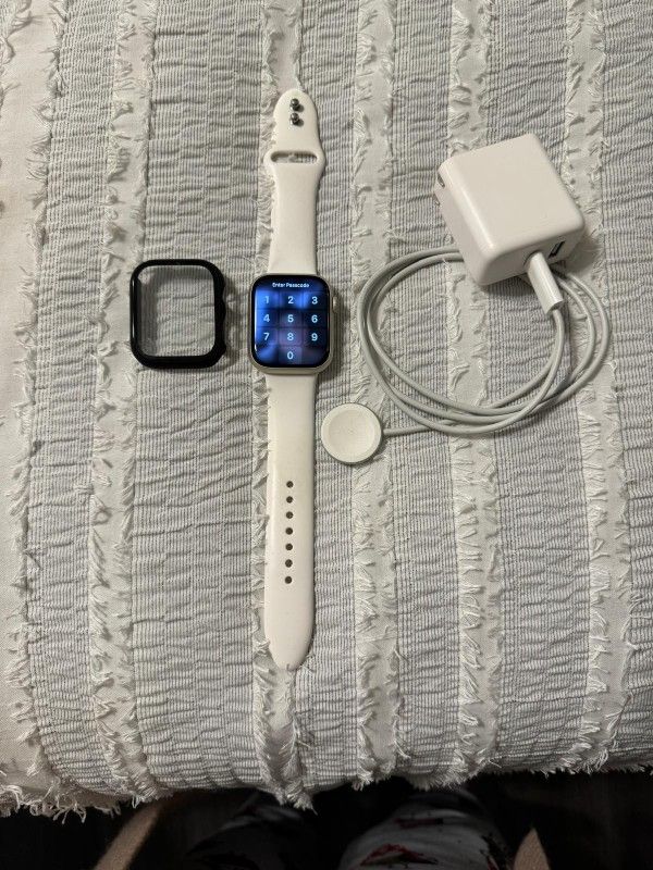 Apple watch Series 7 45mm