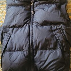  American Eagle L Down Puffer Vest, Black