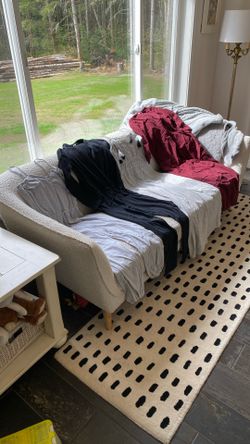 Maternity And Postpartum Clothing