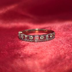 10k Yellow Gold Diamond Baguette & Round Band Ring 0.75 ctw