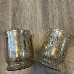White-gold vases 