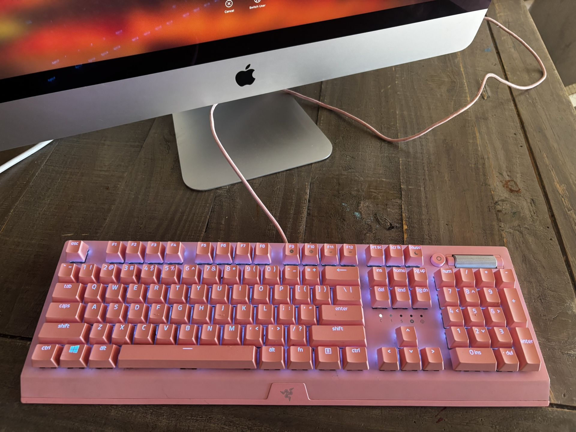 RAZER Pink Keyboard 