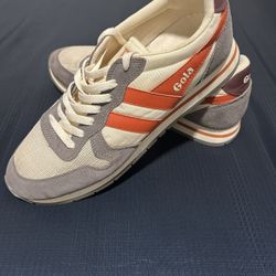 Gola shoes like new wear ones in excellent condition 