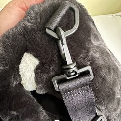 Nike Sportswear Faux Fur Tote (10l) in Gray