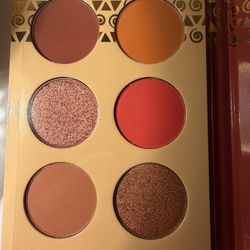Juvias Place Eyeshadow Palette