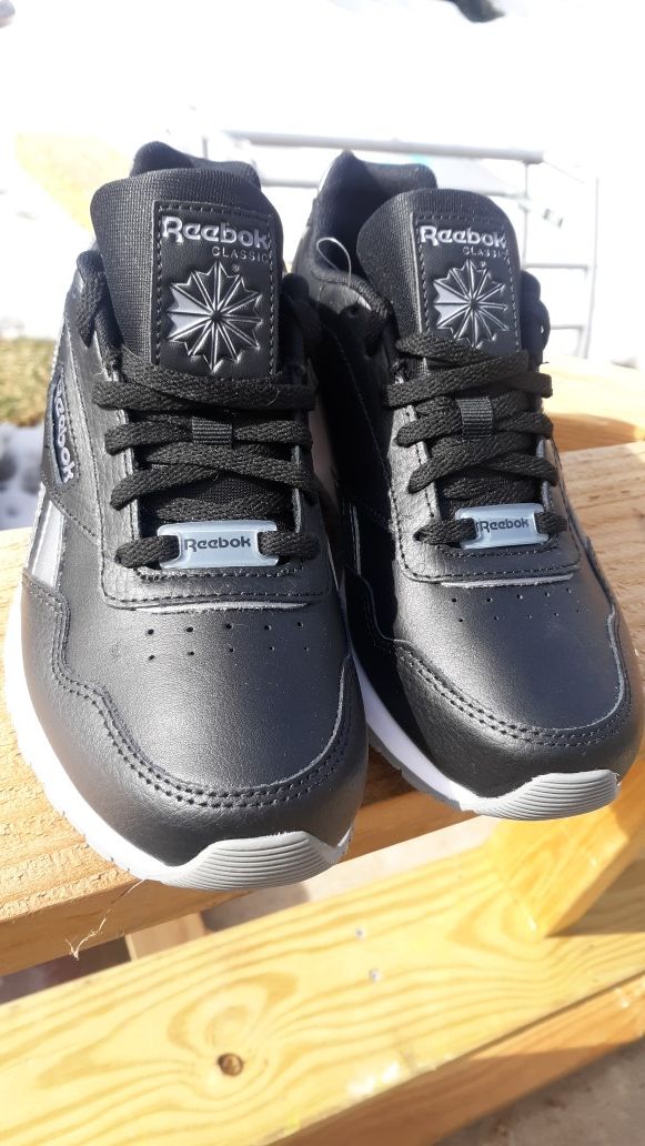 Brand Reebok's size 7