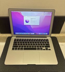 MacBook Air 13” 2015 8gb ram