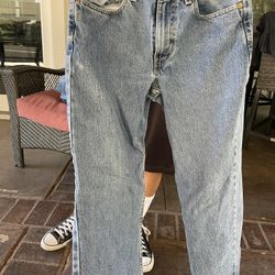 5 Sets Of Levi’s And One Champion Joggers 