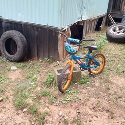 Hot Wheels --- Boys --- Bike