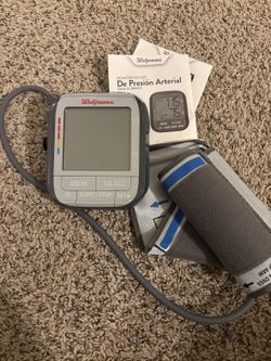 Walgreens Deluxe arm blood pressure monitor