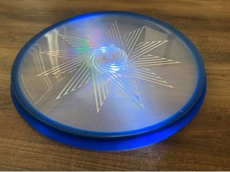 Illuminated frisbee