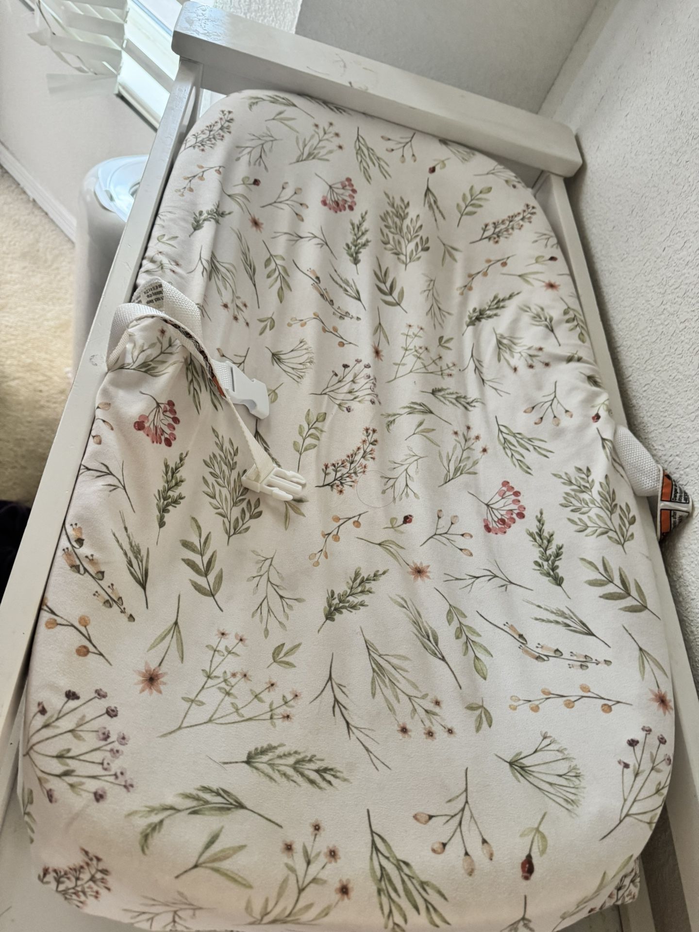 Changing Table with Pad & 2 Covers – $40