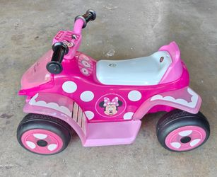 Huffy Disney’s Minnie Mouse 6 Volt Ride-On Vehicle
