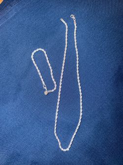 Sliver necklace and bracelet