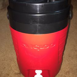 IGLOO 2 Gallon Cooler