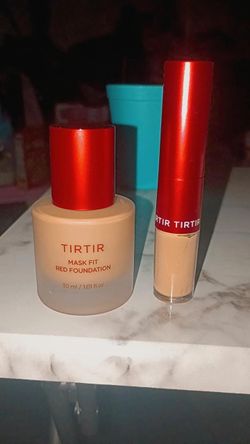 TIRTIR Mask Fit Red Foundation & Concealer Set