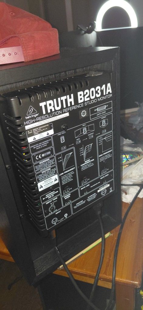 Behringer B2031A 8.5' Studio Monitors *Best Studio Monitors under $750*