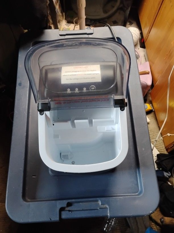 Aglucky Counter Top Ice Maker