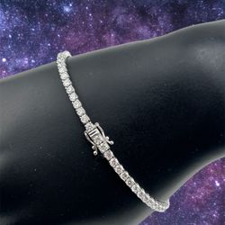 Tennis Bracelet In 14k White Gold Bracelet 