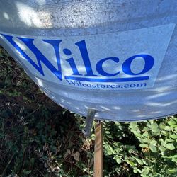 Wilco 44” Round Stock Tank with drain spigot