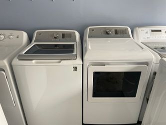 GE washer and dryer super capacity