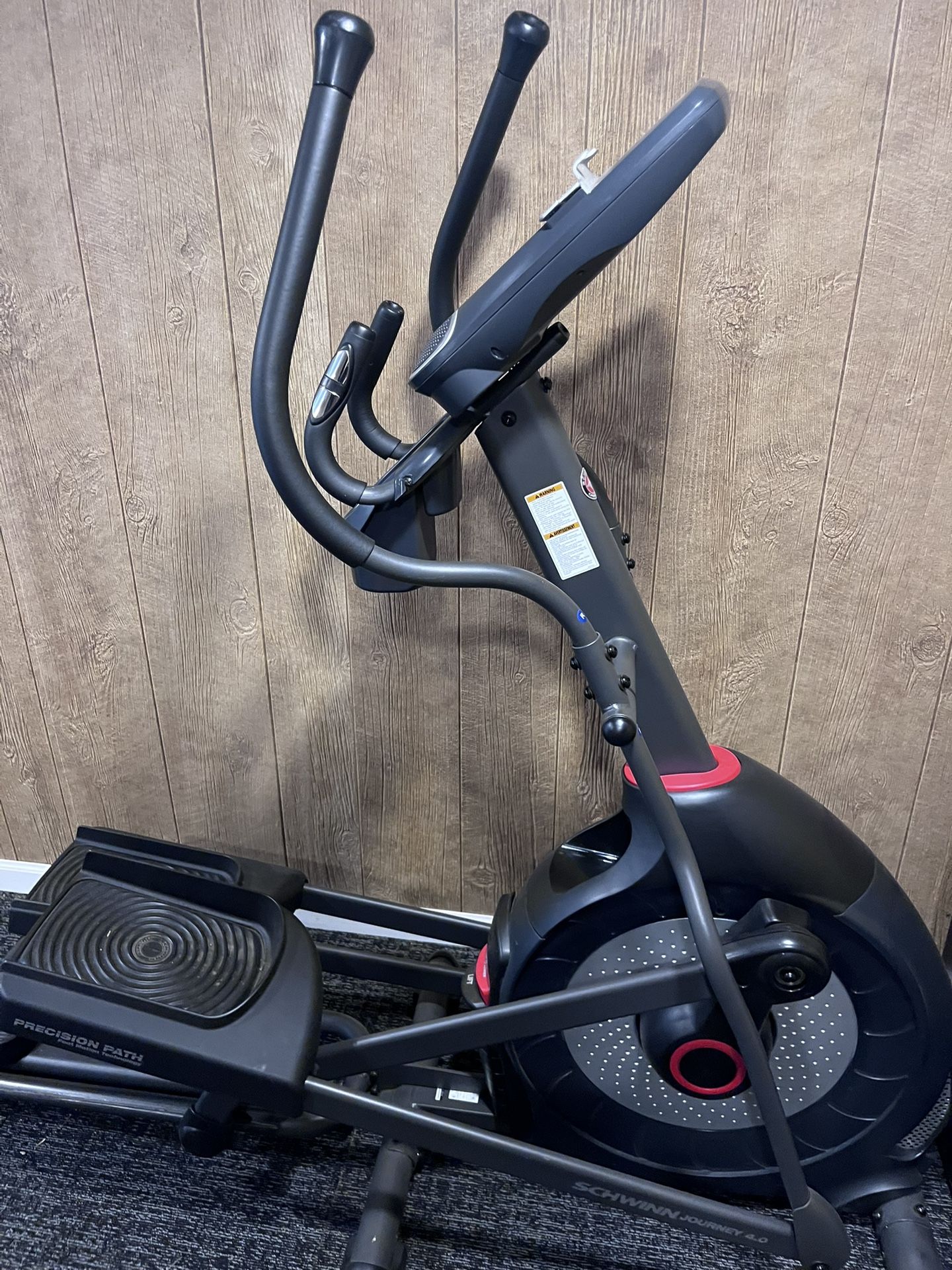 Schwinn Elliptical Machine Like New Excellent