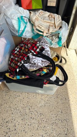 Tote bags - container