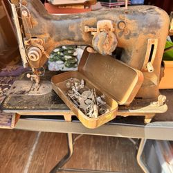 Vintage Sewing Machine  Taking Offers