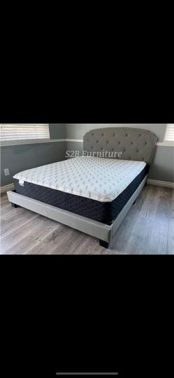 Full Grey Burlap With Ortho Matres!!