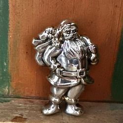 Vintage Santa Claus Brooch / Pendant – Silver-Tone