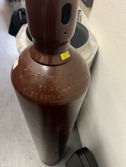 Welding gas cylinder