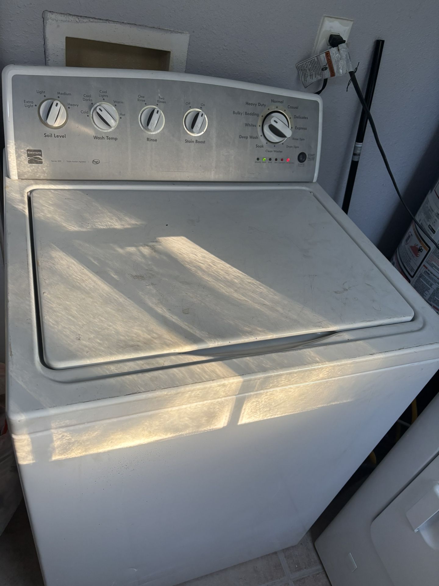 Washer/Gas Dryer/refrigerator