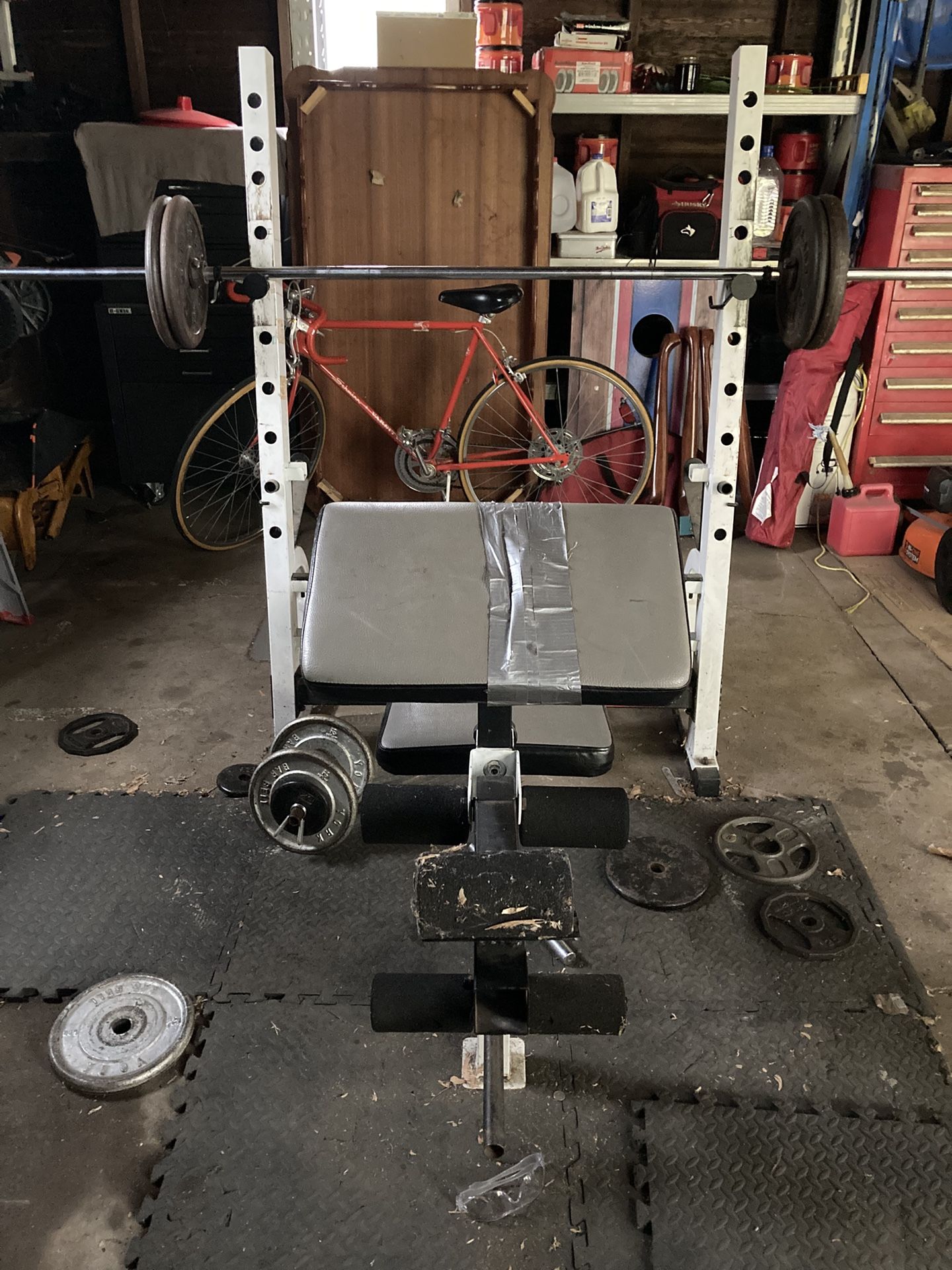 Weight Lifting Bench