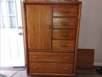 Solid oak dresser