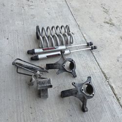 2005 Silverado 4 ,,Lift