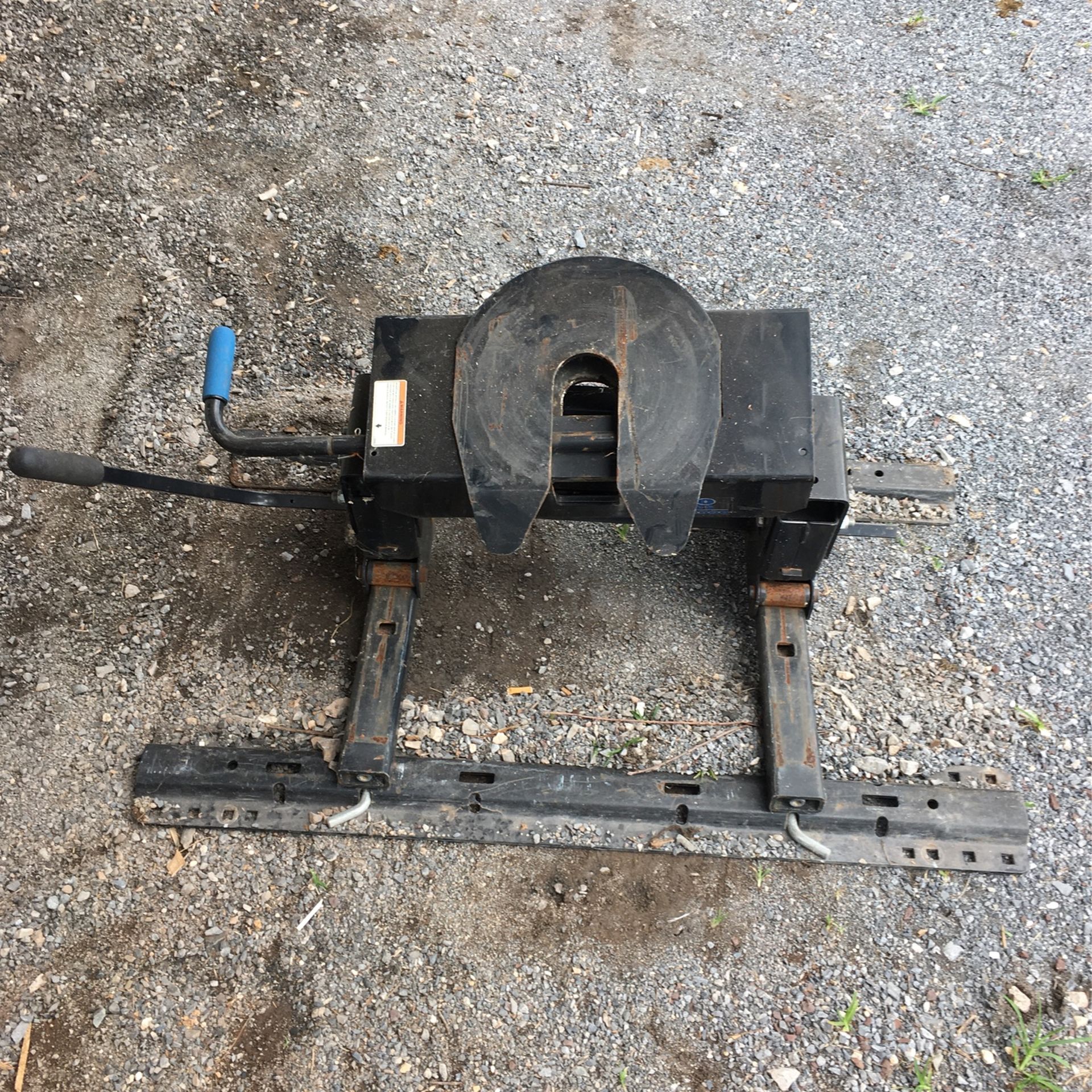 Fifth Wheel Hitch