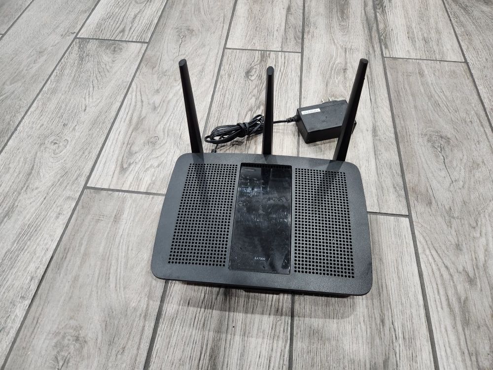 Linksys EA7300 Max Stream AC1750 Dual Band Wi-Fi Router