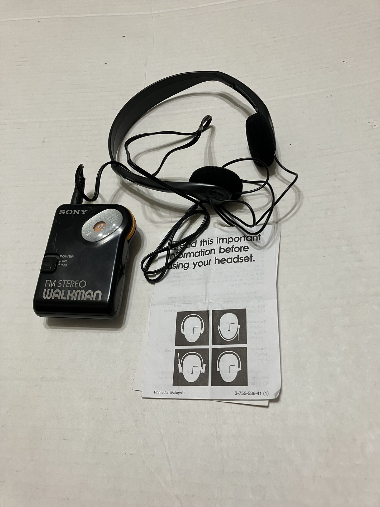 SONY FM STEREO WALKMAN