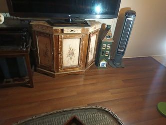 Antique Tv Stand/Cabinet