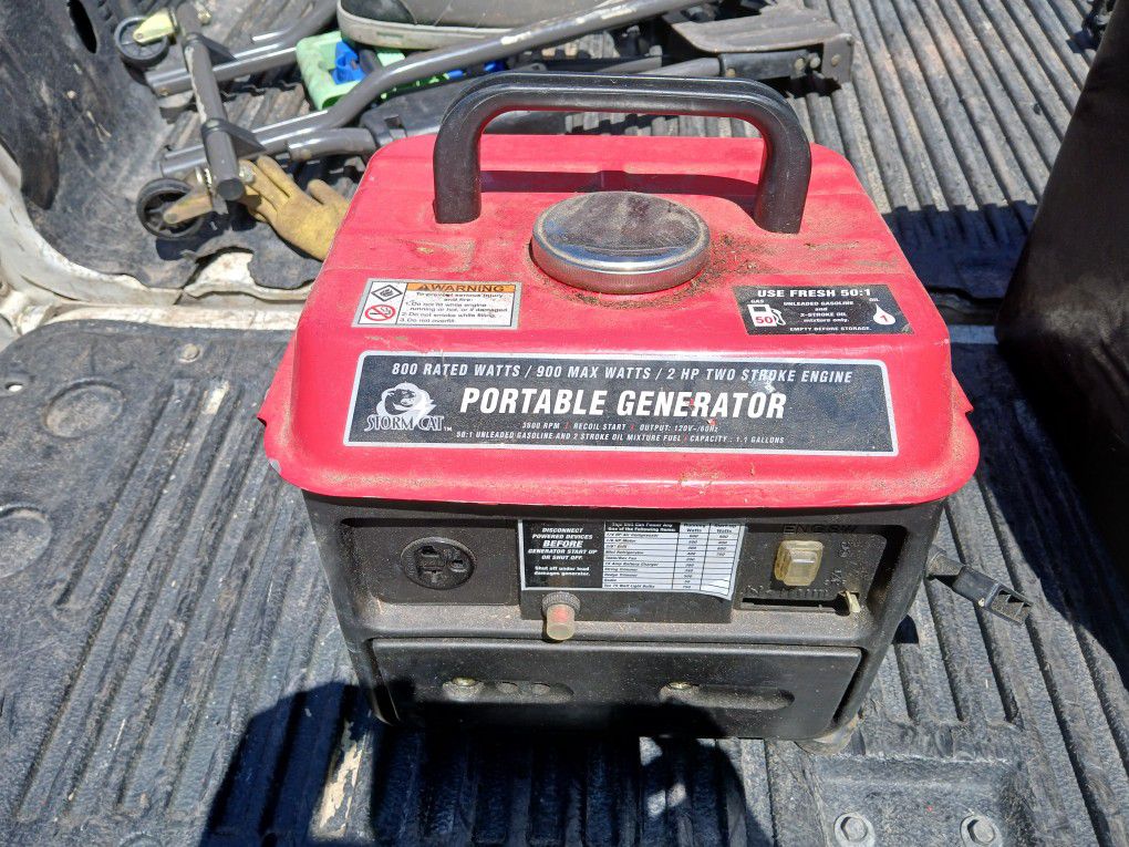 Portable 800 Watt Generator...