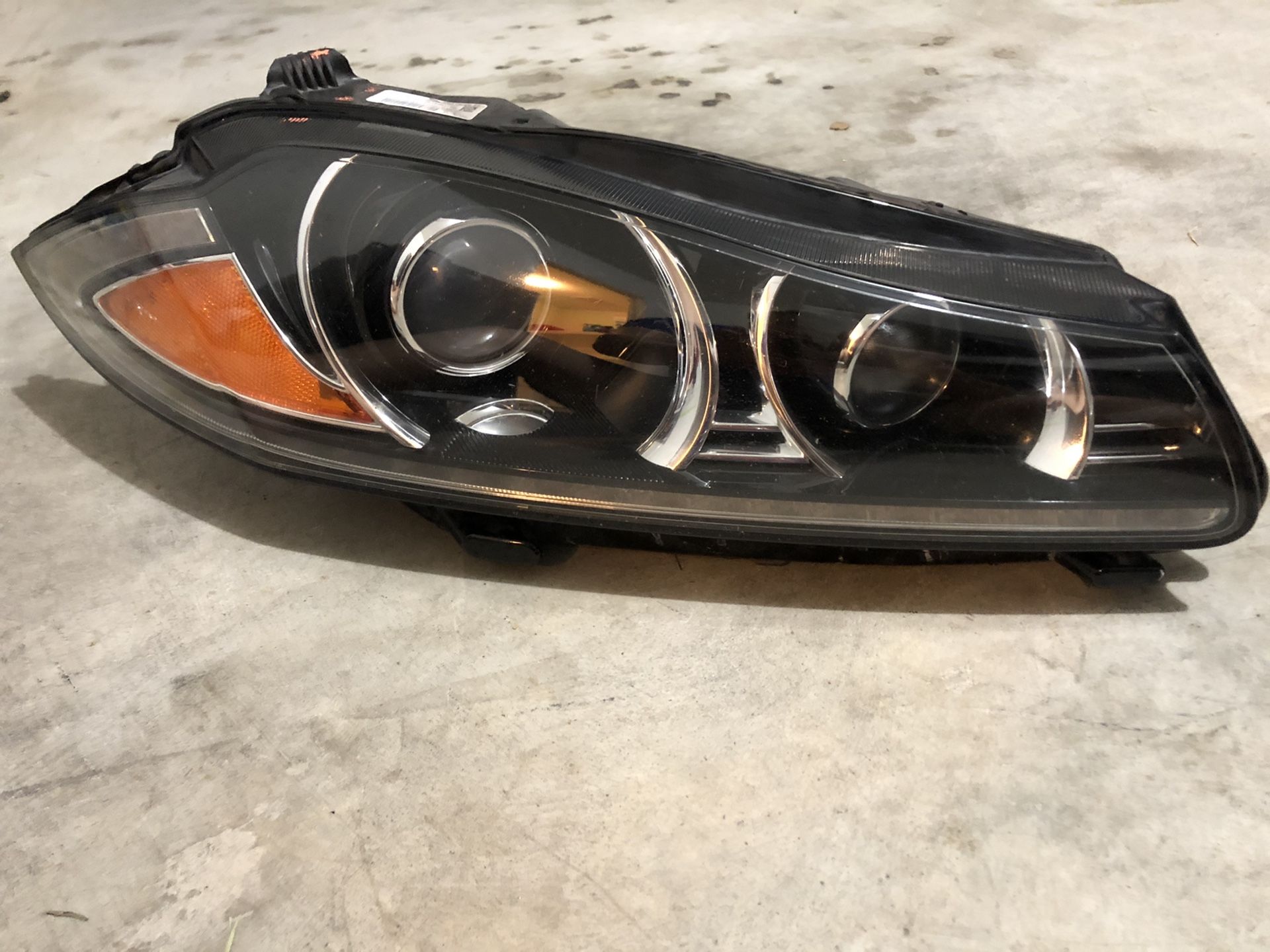 Jaguar XJ HEADLIGHT