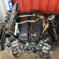 06 Bmw M6 Motor And Transmission 95k Miles 