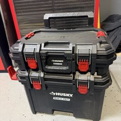 Husky Build Out Rolling Box 