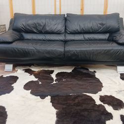 Leather Italian Sofa-- Itsofa Black Couch. Delivery 