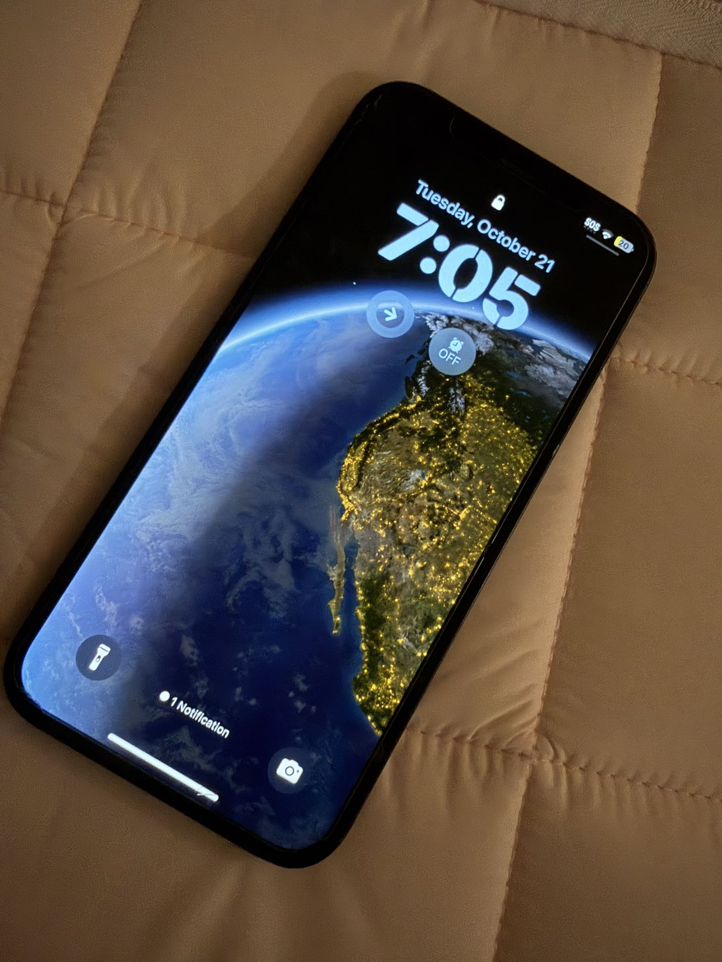 Unlocked iPhone 12 (not Max Not Mini)