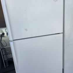 Electric Stoves Whirlpool , Semi New And Refrigerators Also Whirlpool 