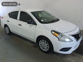 2015 Nissan Versa