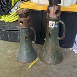 Antique Screw Jacks 24 & 20 Ton