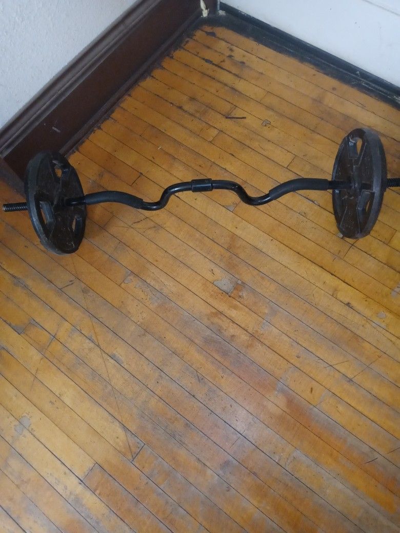 Curl Bar With 25 Lb Plates