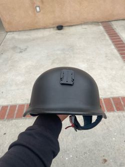 Half Helmet, Size Medium (cash only)